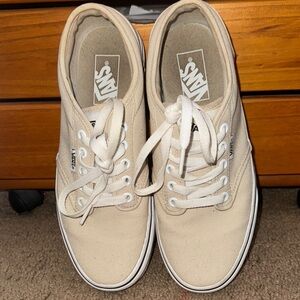 VANS women’s size 8.5 cream !!